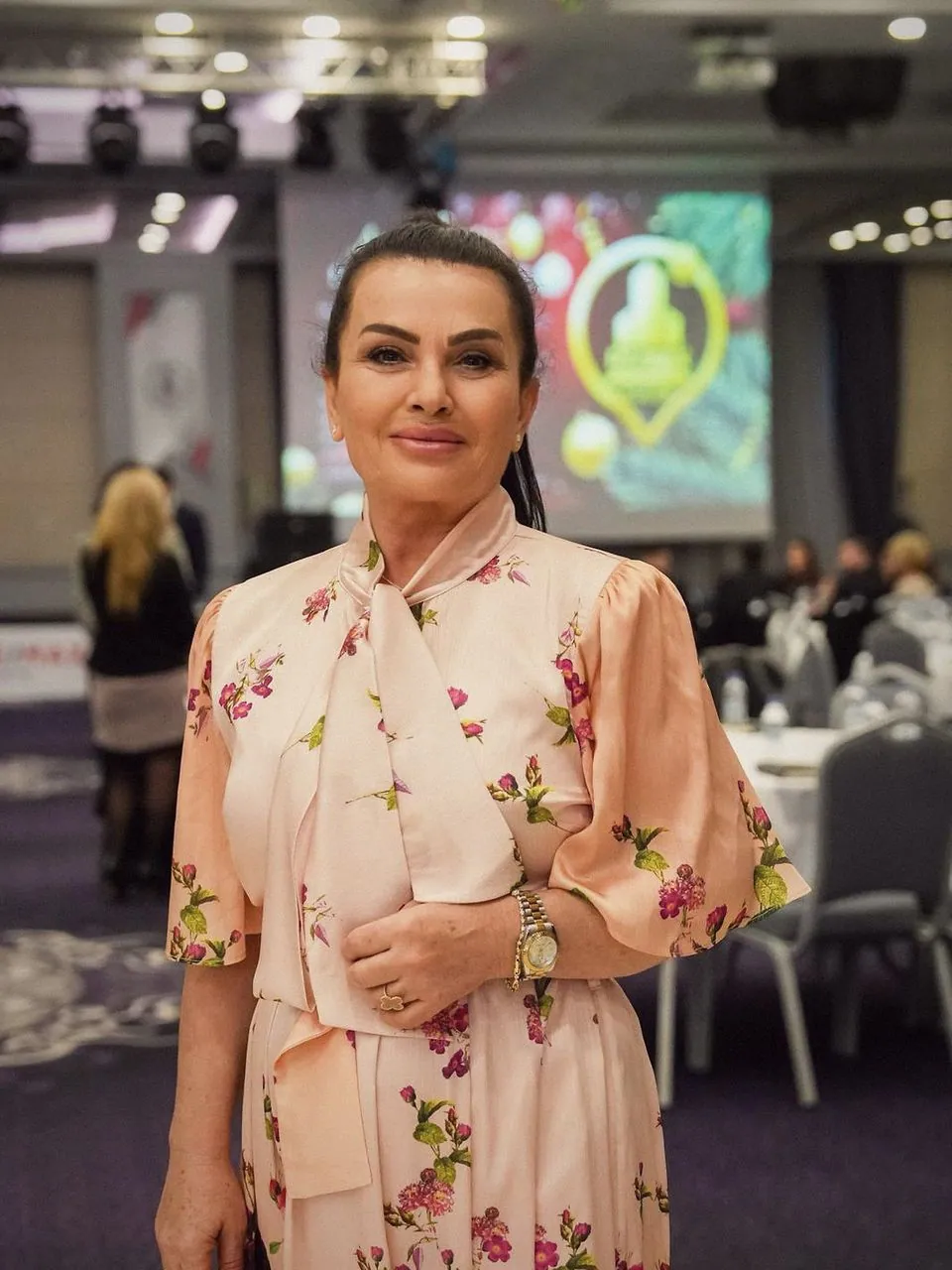 Gülden Dikmen bir RE/MAX etkinliğinde